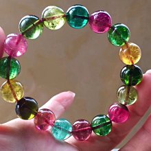 ❤妙玉生花優品購❤102907. 頂級熒光色冰潤七彩妖精彩虹碧璽手鍊！￼重51.1g 規格12.8mm！ 歷史價格詳細信息
