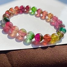 頂級稀缺玻璃體天然碧璽手串，出淤泥而不染，工藝精細，顆顆濃郁飽滿，晶體通透，精挑細選，規格：約10.7*5.6 mm 歷史價格詳細信息