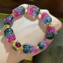 ❤妙玉生花優品購❤73009典藏最頂尖熒光色醇正色標級耀眼大極品，頂尖的色彩與晶體的完美融合，極致豔麗絕美純正的色標級彩虹碧璽手鍊，10.5mm 有緣人詢價 歷史價格詳細信息