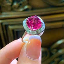 ❤妙玉生花優品購❤82710頂尖戒面料帕拉伊巴藍碧璽方回紋18k金款手鍊！幾公斤挑一粒萬千寵愛於一身！ 歷史價格詳細信息