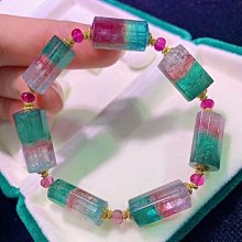 ❤妙玉生花優品購❤綠碧璽發手鐲，顏色翠綠，形成如海帶絲一般，超美！  淨體漂亮，發晶均勻.內徑：58寬19厚10重：82g. 歷史價格詳細信息