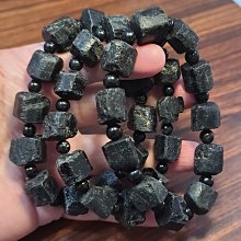 天然碧璽原石隨型， ～ 水晶 擺件 文玩 二手【紫竹齋】118 歷史價格詳細信息