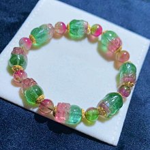 稀有粉藍西瓜碧璽貓眼手串，晶體通透色彩明豔，稀有美物。配件爲18k金.8.5—10.7mm重：23.25g 歷史價格詳細信息