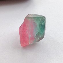 極品純天然南紅，涼山南紅，瓦西料水滴吊墜，顏色紅潤，料子細膩 歷史價格詳細信息