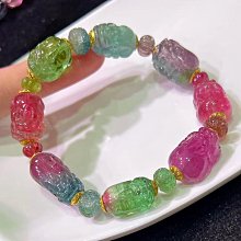 極品戒面料驍將碧璽手鍊，顏色濃郁，配件18K金+24k燒藍，小清新款，9*15mm.重：38.36g 歷史價格詳細信息