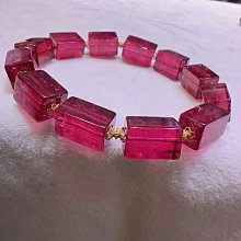 紅碧璽葫蘆吊墜精美桃紅色  明豔動人  扣人心絃  耀眼奪目  28x15x6mm重3.85g.配18k金扣 925銀鏈 歷史價格詳細信息
