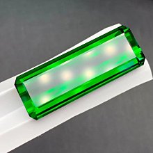 天然碧璽吊墜，晶體干凈。規格：23*19*5mm 重：4.4 歷史價格詳細信息