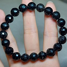 天然碧璽手鏈 老礦料 規格約10.8mm 純凈玻璃體！ 油潤通透 優雅大氣！ 上手珠寶感爆棚！ 低調的奢華！此物屬高檔商品 售出不退換 歷史價格詳細信息
