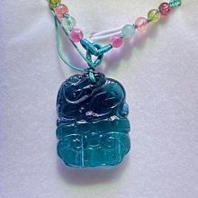 純天然紅碧璽吊墜 雕刻【貔貅如意】18K金鑲嵌扣頭 色彩清新豔麗！ 晶體通透，水潤油亮！ 20.3/17.2/4.6毫米 此物屬高檔貨 售出不退換 歷史價格詳細信息