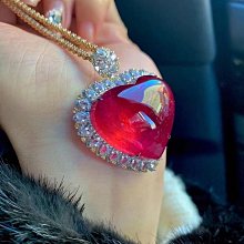 ❤妙玉生花優品購❤31918。典藏之作，傳世至尊之選，霸氣寬版手鐲，重73.9g 規格18x8mm 內徑56 歷史價格詳細信息