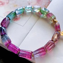 【優選】1:28衛士合金越野車模型仿真車探險車戰車賽車男孩玩具小汽車 歷史價格詳細信息