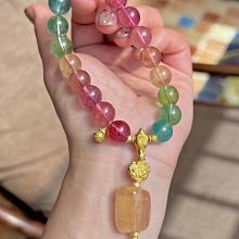 即時通訊價.極品濃豔碧璽手鍊8mm.近玻種美物，色彩濃郁晶體通透，搭配24 k包金寶石藍滴溜。重：20.05g 歷史價格詳細信息