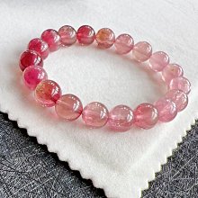 極品純天然南紅，涼山南紅，瓦西料水滴吊墜，顏色紅潤，料子細膩 歷史價格詳細信息