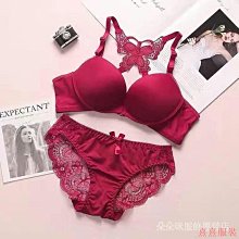 小美の店【現貨 】乳膠 胸墊 法式 性感 蕾絲 美背 背心 女 夏季 薄款 帶胸墊 打底 吊帶 大尺碼 上衣 歷史價格詳細信息