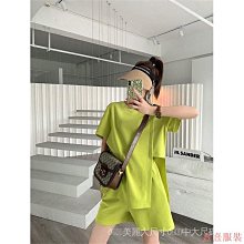 小美の店大尺碼短袖t恤 大尺碼女裝美式上衣韓國上衣胖MM300斤百搭正肩t恤大尺碼T恤歐洲站喜慶紅色短袖T恤女爆款小可愛情侶裝 歷史價格詳細信息