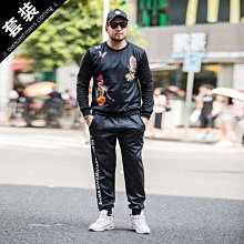 運動休閑冰絲長袖t恤男圓領春秋滑料薄款打底衫寬松透氣速干上衣 短袖上衣男 男生T恤 短t 素t 運動健身 排汗衫 歷史價格詳細信息