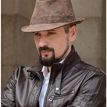 拓荒者革製所。男包手提包商務牛皮通勤電腦包單肩包斜背包男士包包真皮公事包側背包 歷史價格詳細信息