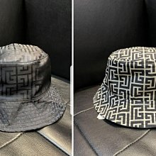 【EZ兔購】~正品 Prada  Logo 羽絨 背心 外套 現貨 S 專櫃價67000 歷史價格詳細信息