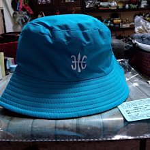 購於精品店 質感黑色特色上衣 歷史價格詳細信息