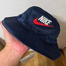 全新Supreme Shattered Logo Crewneck Olive Size:S 現貨 台北可面交 21FW 歷史價格詳細信息