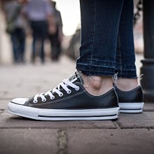 【豬豬老闆】CONVERSE 黑色 後背包 雙肩包 休閒 運動 男女款 10019917-A03 歷史價格詳細信息