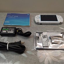 編號2001 / 戴森SV14，馬達故障，前後缺蓋，唯原廠電池正常滿電中，當零件機，虧售2000元。 歷史價格詳細信息