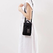 【adidas 愛迪達】斜背包 PE AIRLINER 男女 - IT7610 歷史價格詳細信息