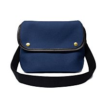 英國 ???????? AVON 手錶 vintage 手錶 手鐲式大名鼎鼎的英國 ???????? 珠寶品牌日本機芯中國製造外殼石英機芯行走良好準確   整體請細細參考照片 歷史價格詳細信息