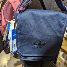 南????2023 5月 ADIDAS ADILETTE 運動拖鞋 避震 三葉草 女款 黃IE7735 湖水綠IE7737 歷史價格詳細信息