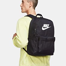 南????2024 1月 NIKE 運動外套 連帽外套 Therma-FIT 排扣 拉鍊口袋 男款 黑 FB7116-010 歷史價格詳細信息