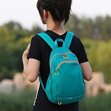 戶外運動背包超輕薄背囊騎行跑步雙肩包男女防潑水輕便登山包 歷史價格詳細信息