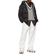 MONCLER 法國頂級 一線紅標 薄羽絨 輕薄 保暖 象牙白 高尚 典雅 時尚 義大利製造 原價67000 歷史價格詳細信息