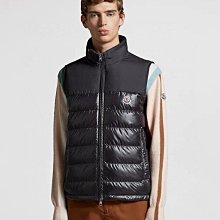 Moncler盟可睐 Mayaf短款男士毛領羽絨服夾克外套 歷史價格詳細信息