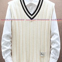 【潮流男士館】男無袖V領背心素色休閒透氣緊身無袖t恤-MINTS名仕男裝 歷史價格詳細信息