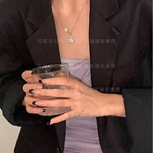 23新植糅牛皮手提託特包女純色小眾大容量通勤休閒單肩斜挎小方包 歷史價格詳細信息