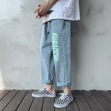 新潮汕字典  普通話潮州話對照 | 張曉山編 | 廣州：廣東 歷史價格詳細信息