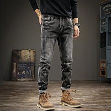 潮流帥衣 美式藍灰雙色尼龍伸縮設計款運動造型緊身衣 XL 衣長52公分胸圍32-36吋肩寬38公分腰圍26-30吋溫字櫃 歷史價格詳細信息