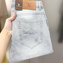 熱銷新款 L老花真皮一字軟底輕便厚底涼鞋 牛皮沙灘涼鞋 海灘女鞋35-42碼涼鞋 明星大牌同款服裝包包 歷史價格詳細信息