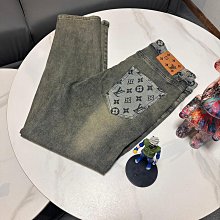 SM 牛皮時尚高雅尖頭心機內增高平底鞋(墨綠色) 歷史價格詳細信息