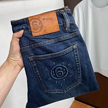 MM6貝雷帽Ins種草姬Fever同款！不愧是韓系穿搭帶貨模範生，把馬吉拉诠釋出另壹種更溫暖的精致氛圍感！ 歷史價格詳細信息