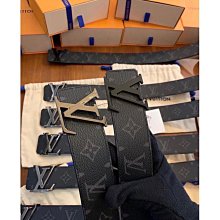 經典Louisvuitton LV Speedy 路易威登經典款式 郵差包40780 lv單肩包 lv牛皮皮帶肩帶 化妝 歷史價格詳細信息