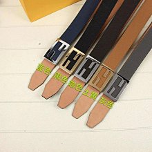 FENDI 新款荔枝皮革立體F LOGO設計男款短夾 (米色) 歷史價格詳細信息