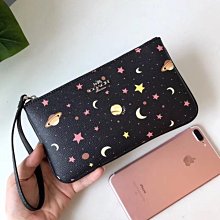 新品星辰宇宙卡通太空暴力熊创意立体冰箱贴 贴洞洞板装饰摆件~清倉 歷史價格詳細信息