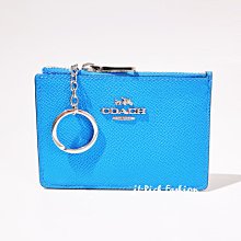 就愛精品店❤️  Kipling 卡其色素面尼龍材質兩用斜背/書包 +金色三層收納包 歷史價格詳細信息