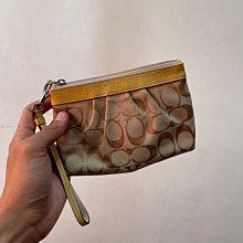 二手Coach包，狀況很好 歷史價格詳細信息