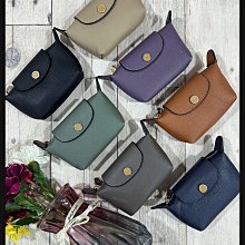 Joy'ce Amour ❤塔斯隆洗水尼龍布多格層斜背包❤ 歷史價格詳細信息