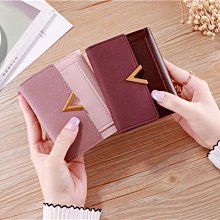 ins錢包短款復古三折搭扣多卡位零錢包石頭紋多功能卡包錢夾棕色 歷史價格詳細信息