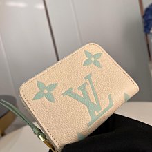 8.85 X 8.85 英寸 LED 攝影無影底燈照相亭背景工作室照明面板明亮輪廓清晰度背光墊 歷史價格詳細信息