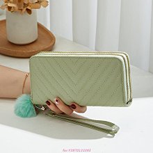 女生包包 長款錢包 女士包 2024新款時尚簡約零錢包 毛球裝飾手拿包 女 歷史價格詳細信息