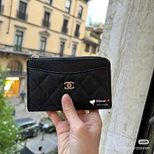 香家25c銀白亞克力星星胸針 胖呼呼的大星星 太可愛了 高級透明樹脂 裏面用銀亮片點綴 燈光下熠熠閃耀✨細膩而璀璨的美 可以搭配衣服帽子顏值好高 歷史價格詳細信息